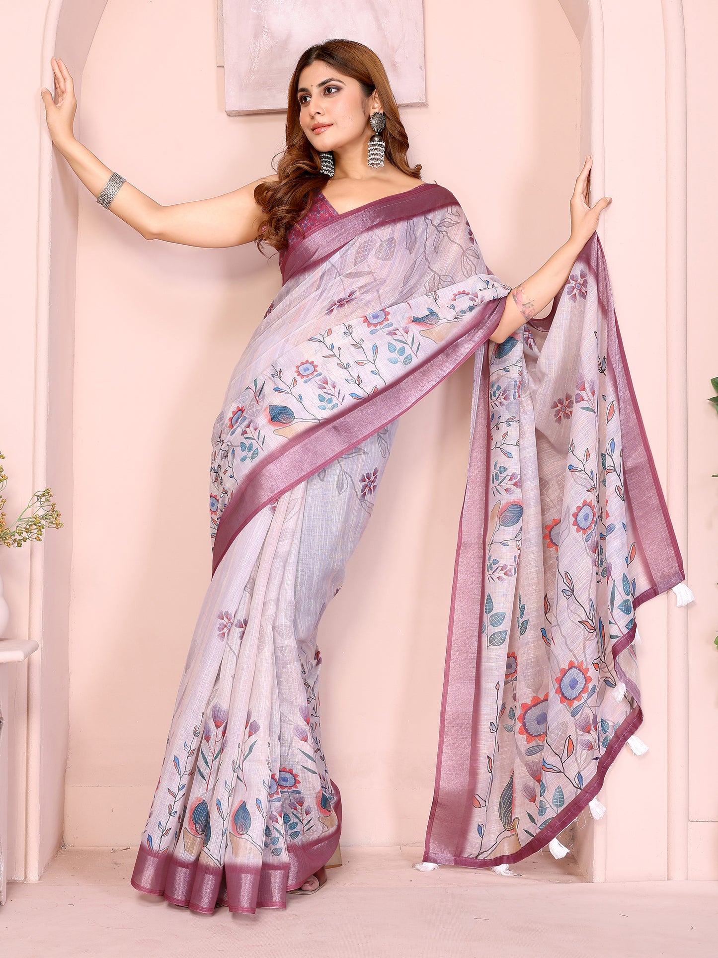 Elegant Linen Cotton Saree with Floral Motif