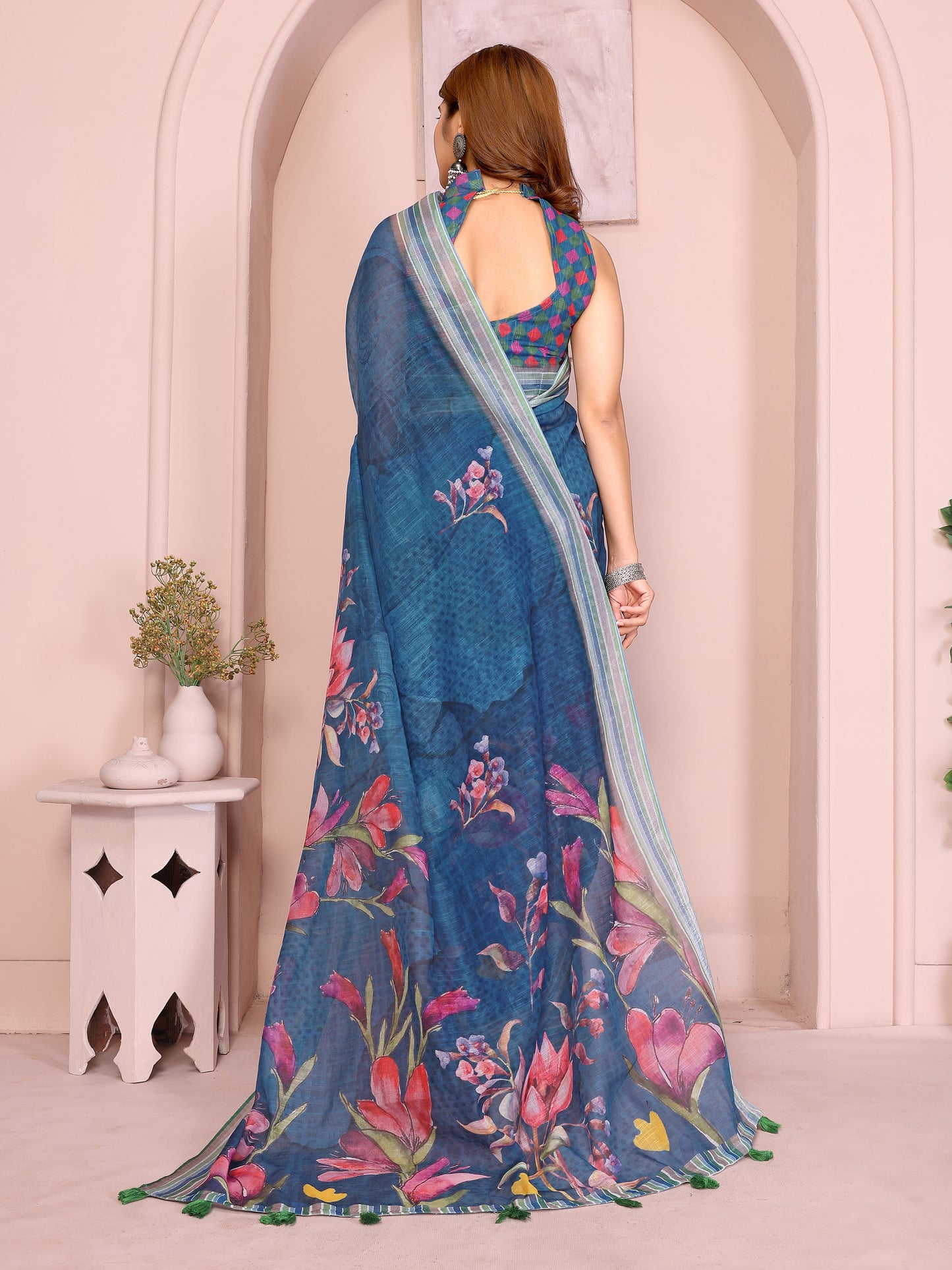 Elegant Linen Cotton Saree with Vibrant Floral Print