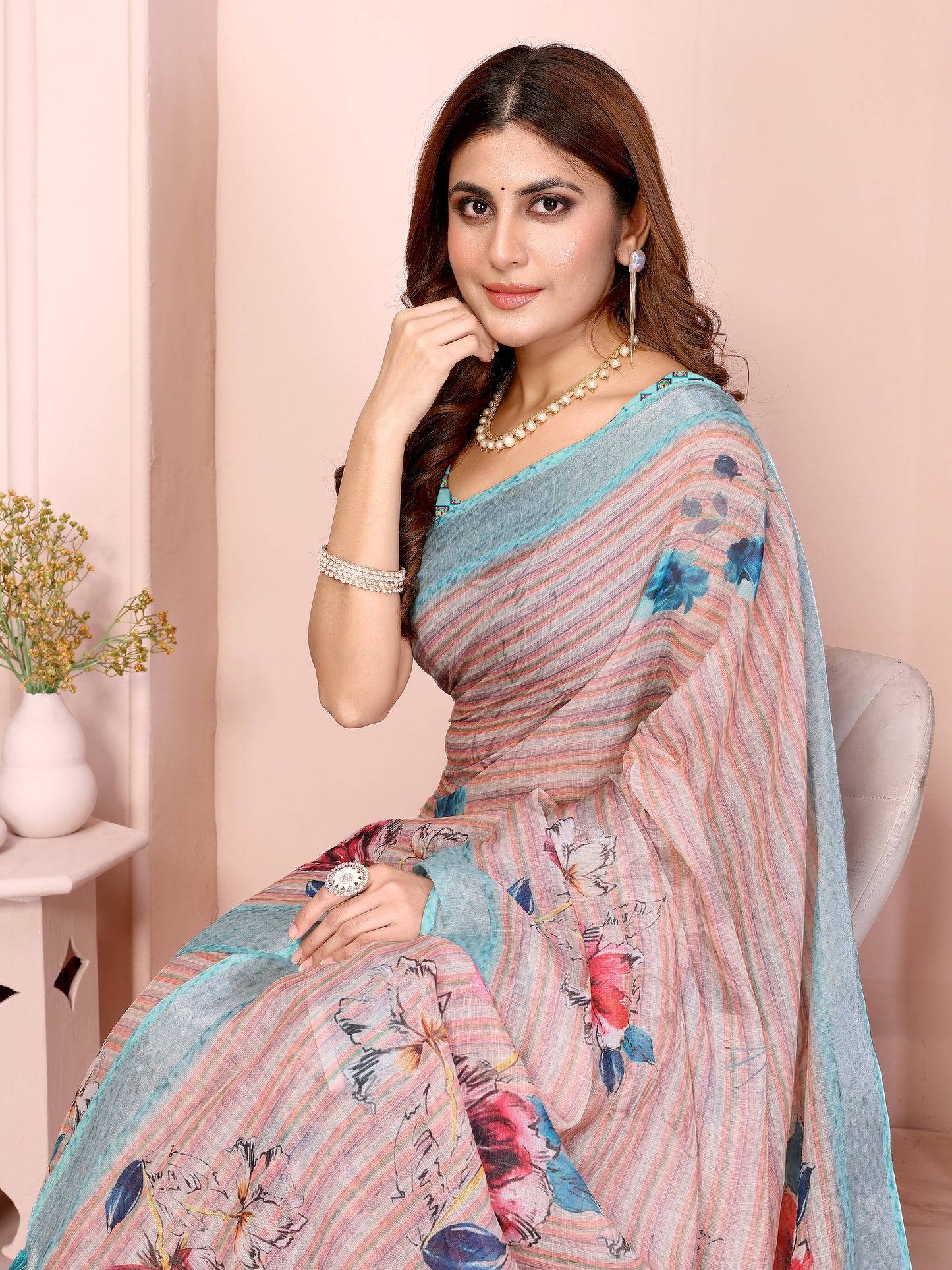Elegant Linen Cotton Saree with Floral Print